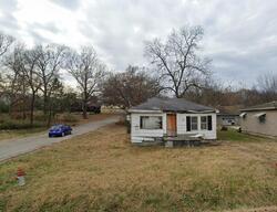 Pre-foreclosure in  Raulston Ave Poplar Bluff, MO 63901