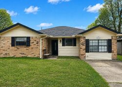 Pre-foreclosure in  Janet Dr Saint Rose, LA 70087