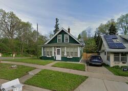  Sidney St E, Saint Paul MN