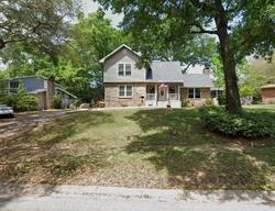 Pre-foreclosure in  Edgewater Dr Niceville, FL 32578
