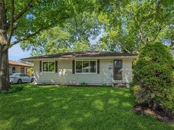  E 39th St, Des Moines IA