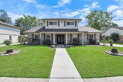 Pre-foreclosure in  Palm Aire Dr Friendswood, TX 77546