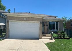 Pre-foreclosure in  Kedzie Ave Hazel Crest, IL 60429