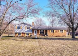 Pre-foreclosure in  E Stanley Rd Davison, MI 48423