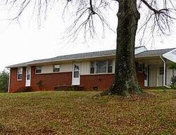 Pre-foreclosure in  Duggins Rd Madison, NC 27025