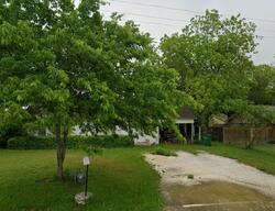 W Houston St, Abbott TX