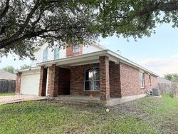 Pre-foreclosure in  Wayne Spur Ln Elgin, TX 78621