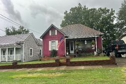 Pre-foreclosure in  Kentucky Ave Bristol, TN 37620