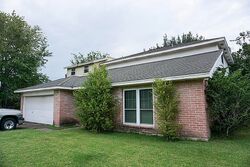 Pre-foreclosure in  Cottonwood Dr Friendswood, TX 77546