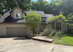 Pre-foreclosure in  Logan Arms Dr Girard, OH 44420