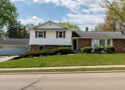 Pre-foreclosure in  Greene Ave Green Bay, WI 54301