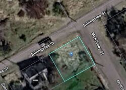Pre-foreclosure in  Mckinney St Fairmont, WV 26554
