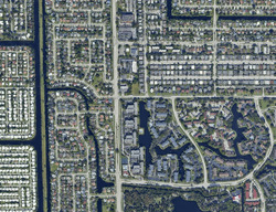 Pre-foreclosure in  Hampton Blvd  Pompano Beach, FL 33068