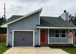 Pre-foreclosure in  Kingsgate Dr Fayetteville, NC 28314