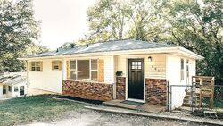  N Spruce St, Harrison AR