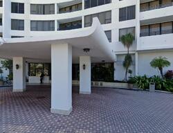 Pre-foreclosure in  S Ocean Dr  Hollywood, FL 33019