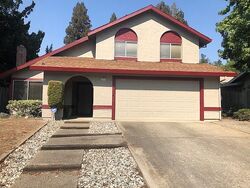 Pre-foreclosure in  Klamath River Dr Rancho Cordova, CA 95670