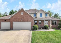 Pre-foreclosure in  Horizon Dr Mansfield, OH 44903