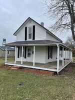  E Walnut St, Jeffersonville OH