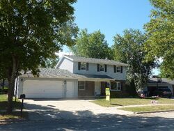 Pre-foreclosure in  Orchard Ln Little Chute, WI 54140