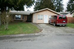 Pre-foreclosure in  Ne Helena Ct Bremerton, WA 98311