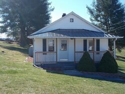 Pre-foreclosure in  W Lee Hwy Wytheville, VA 24382