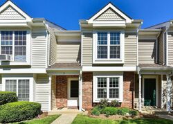 Pre-foreclosure in  Essex Sq Sterling, VA 20164
