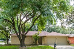 Pre-foreclosure in  Colonial Ridge Dr Friendswood, TX 77546