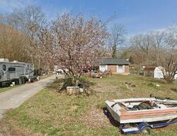 Pre-foreclosure in  East Dr Powell, TN 37849