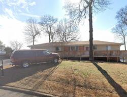 Pre-foreclosure in  Highview Dr Chattanooga, TN 37415