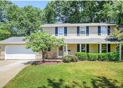 Pre-foreclosure in  Balmoral Dr Cleveland, OH 44143