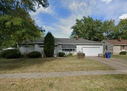  Larkmoor St, Lorain OH