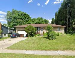 Pre-foreclosure in  S Maple Ave Fairborn, OH 45324