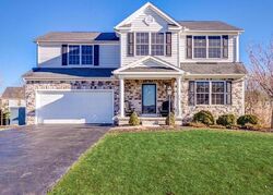 Pre-foreclosure in  Bridgewater Dr Pickerington, OH 43147