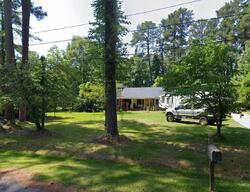 Pre-foreclosure in  Pinelake Dr Elizabeth City, NC 27909