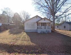 Pre-foreclosure in  Circle St Kannapolis, NC 28081