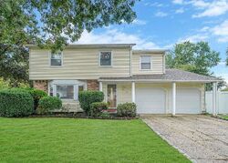 Pre-foreclosure in  American Blvd Brentwood, NY 11717