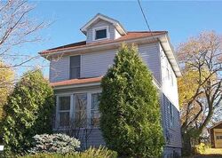 Pre-foreclosure in  Delong Ave Syracuse, NY 13208