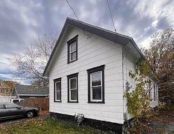 Pre-foreclosure in  Knaul St Syracuse, NY 13203