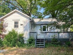 Pre-foreclosure in  Highland Ave Pennsville, NJ 08070