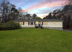 Pre-foreclosure in  Perrineville Rd Jackson, NJ 08527