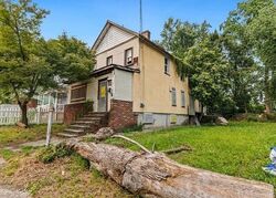Pre-foreclosure in  Reynolds St Orange, NJ 07050