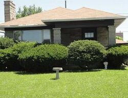 Pre-foreclosure in  N HAWTHORNE LN Indianapolis, IN 46219