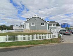 Pre-foreclosure in  W Concourse Neptune, NJ 07753