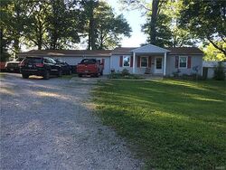 Pre-foreclosure in  Lincoln St Elsberry, MO 63343