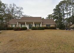 Pre-foreclosure in  Cambridge Ln Jackson, MS 39212