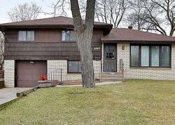 Pre-foreclosure in  Noble Ave N Minneapolis, MN 55429