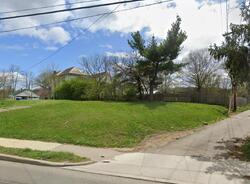 Pre-foreclosure in  Ridge Ave Zanesville, OH 43701