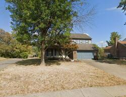 Pre-foreclosure in  Rollingwood Dr Ft Mitchell, KY 41017