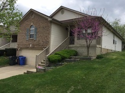 Pre-foreclosure in  SMUGGLERS NOTCH DR Lexington, KY 40509